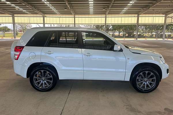 2015 Suzuki Grand Vitara Sport JB