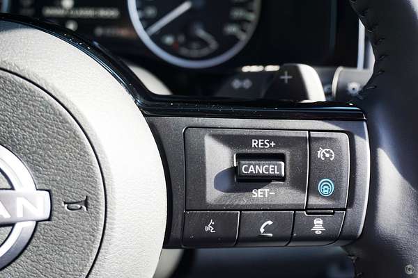 2024 Nissan Pathfinder ST-L R53