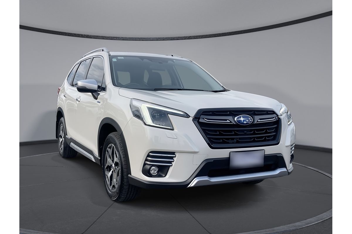 2022 Subaru Forester Hybrid L S5