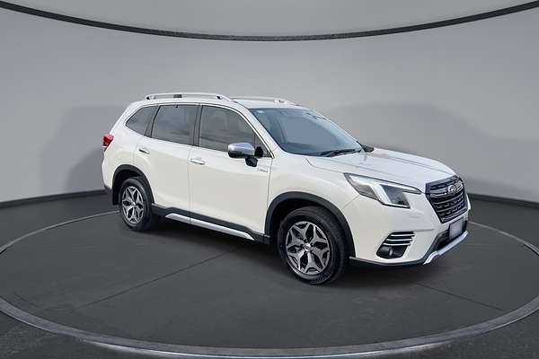 2022 Subaru Forester Hybrid L S5