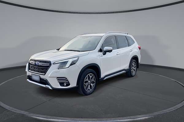2022 Subaru Forester Hybrid L S5