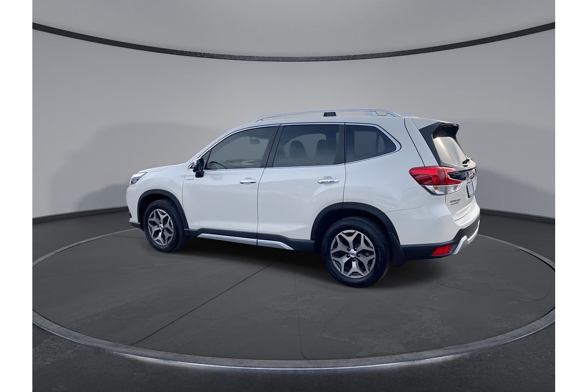 2022 Subaru Forester Hybrid L S5
