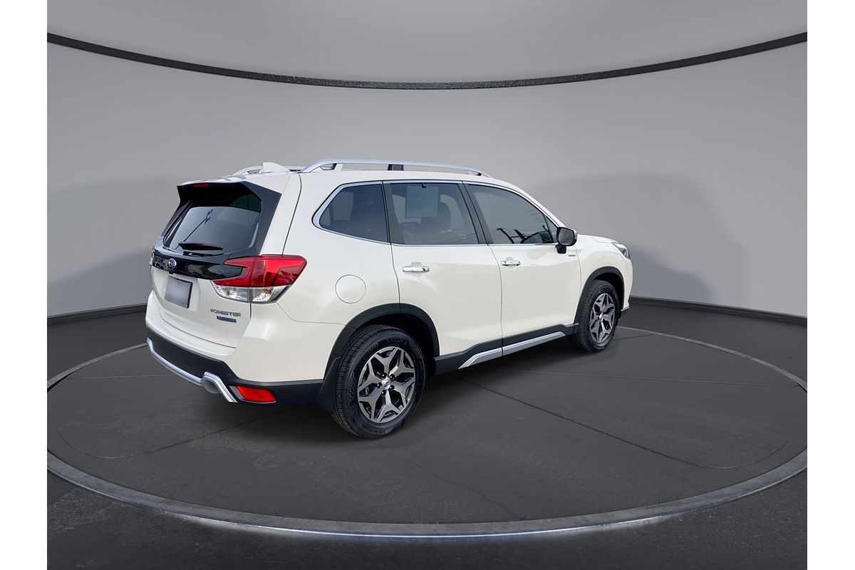 2022 Subaru Forester Hybrid L S5