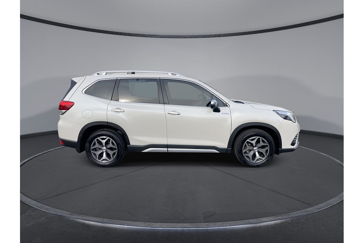 2022 Subaru Forester Hybrid L S5