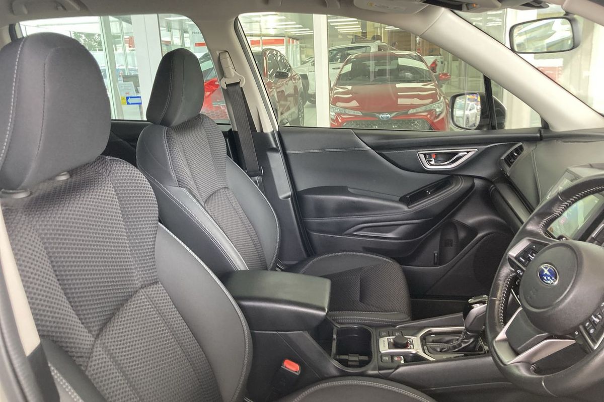 2022 Subaru Forester Hybrid L S5