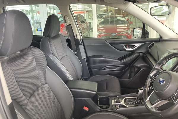 2022 Subaru Forester Hybrid L S5