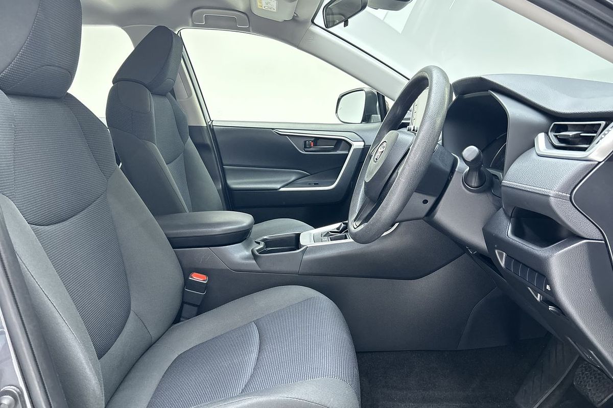 2020 Toyota RAV4 GX AXAH52R