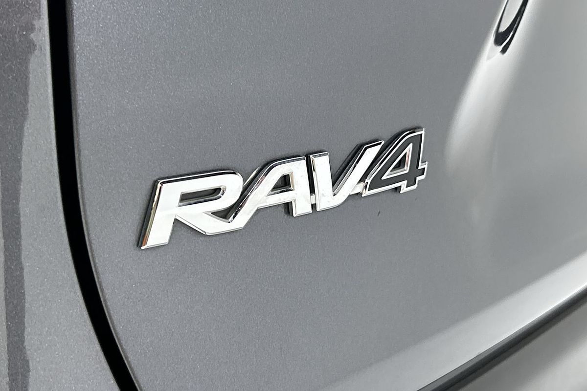 2020 Toyota RAV4 GX AXAH52R