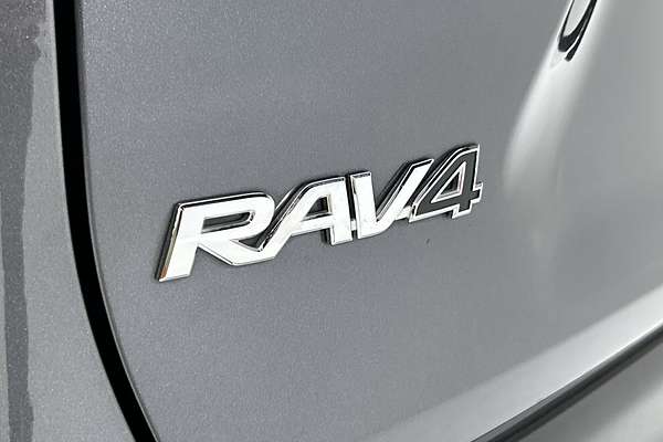 2020 Toyota RAV4 GX AXAH52R