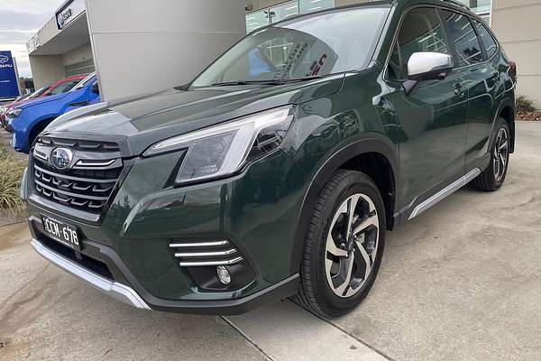 2022 Subaru Forester 2.5i-S S5