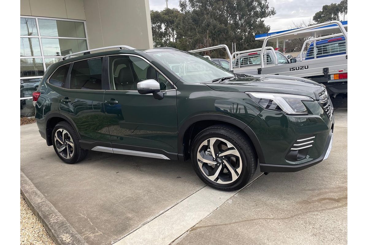 2022 Subaru Forester 2.5i-S S5