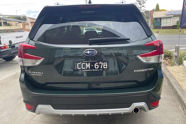 2022 Subaru Forester 2.5i-S S5