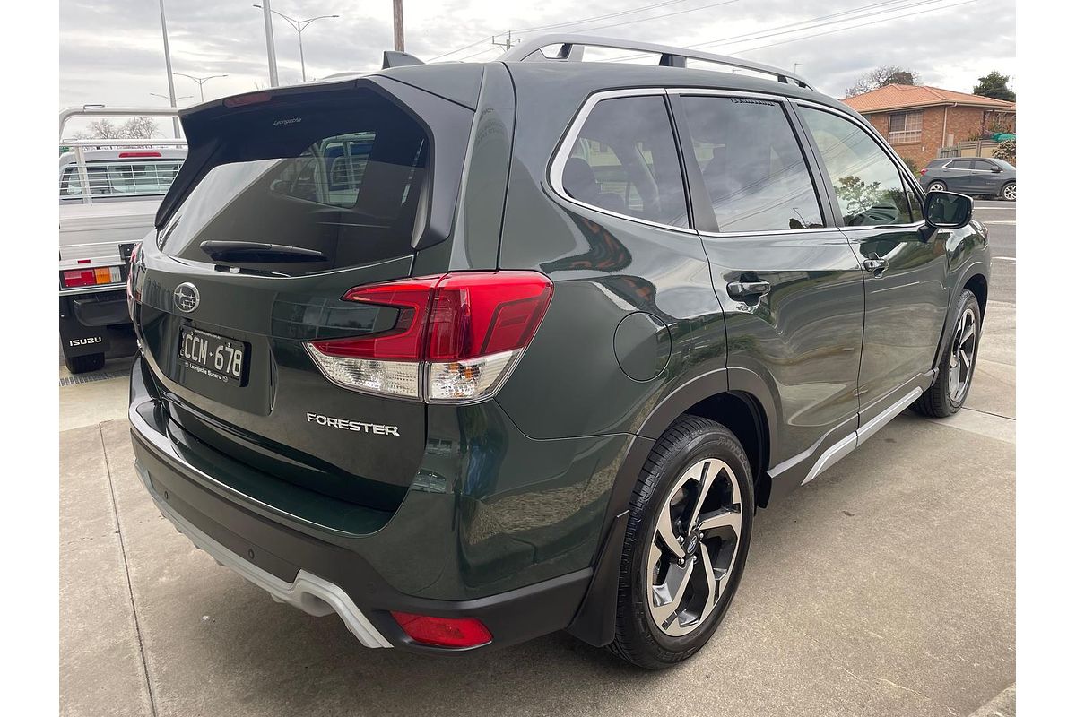 2022 Subaru Forester 2.5i-S S5