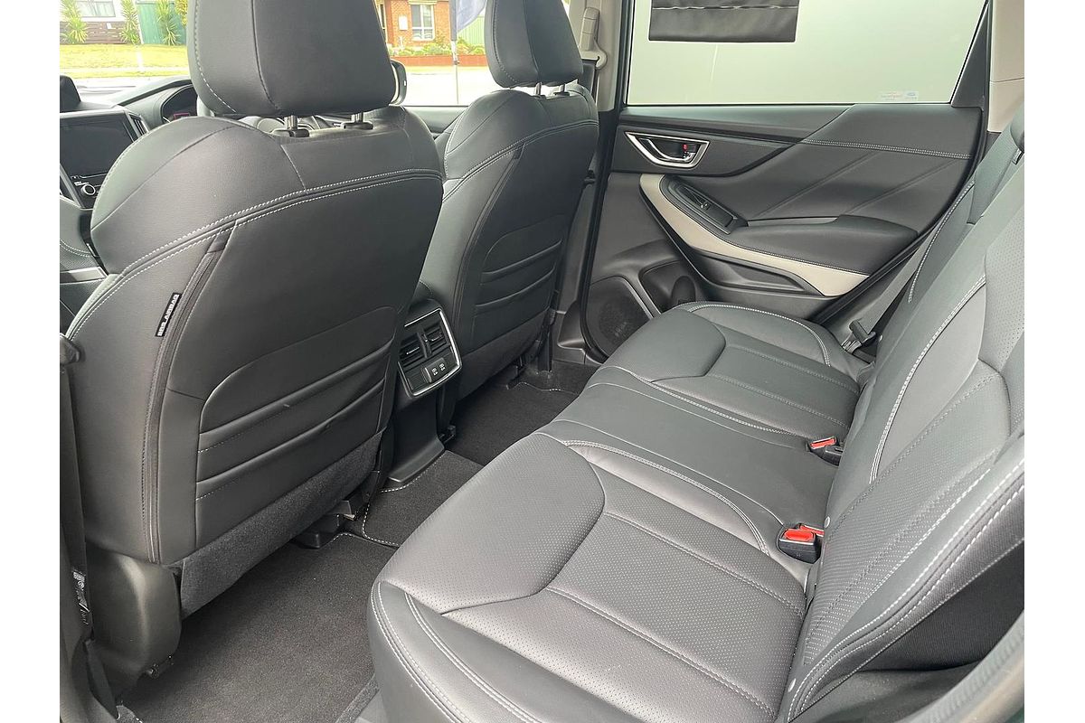 2022 Subaru Forester 2.5i-S S5