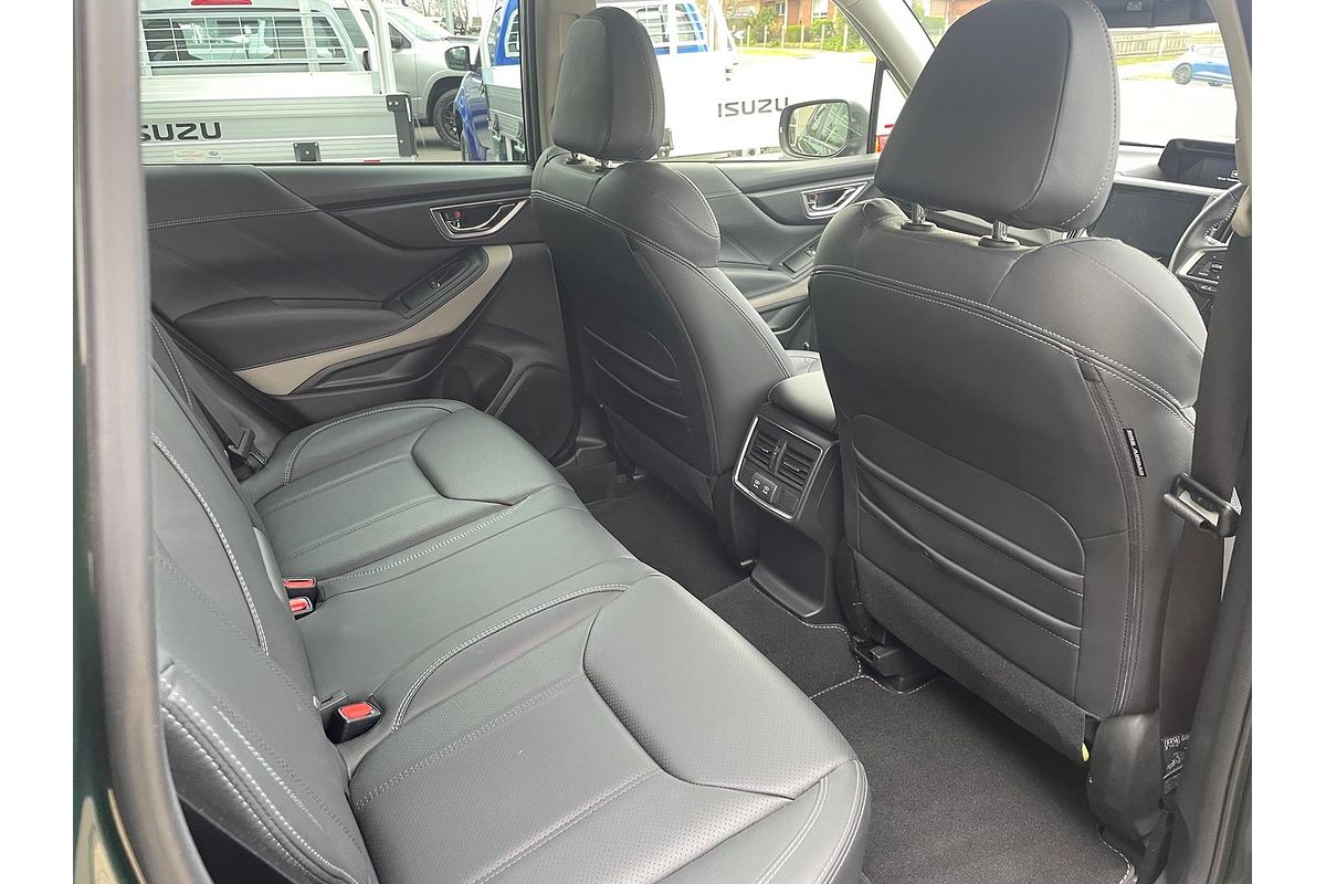 2022 Subaru Forester 2.5i-S S5