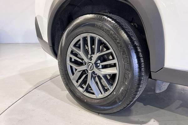 2023 Nissan X-TRAIL ST T33
