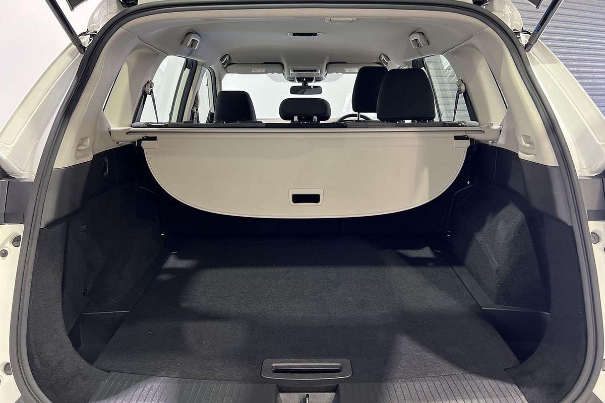 2023 Nissan X-TRAIL ST T33