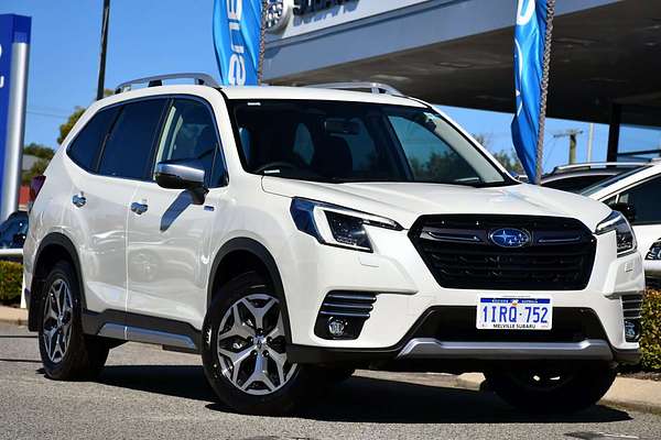 2024 Subaru Forester Hybrid L S5