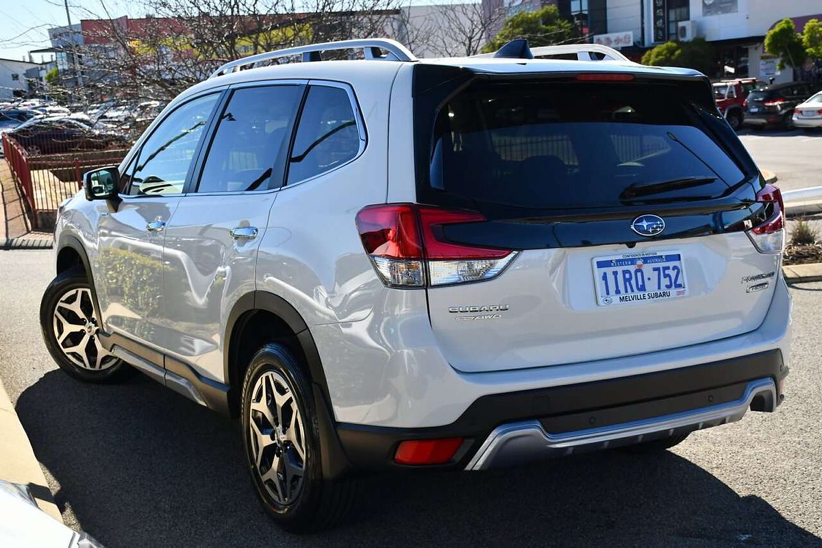 2024 Subaru Forester Hybrid L S5