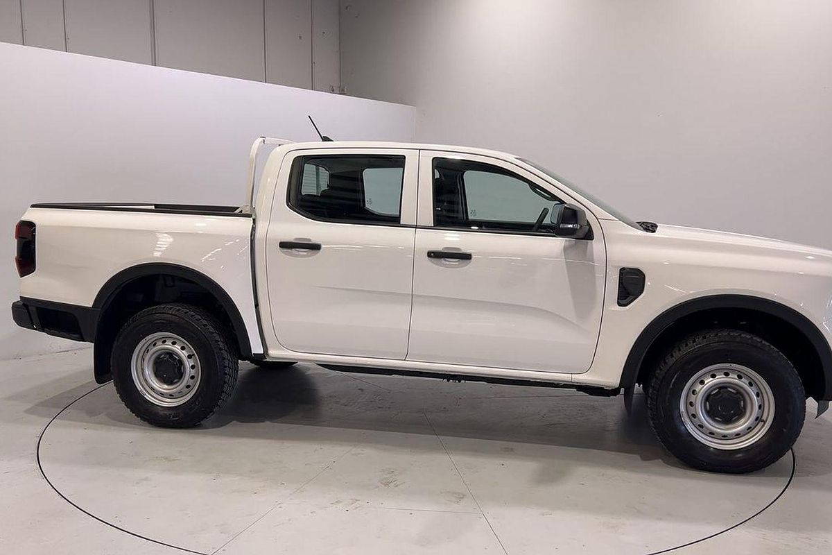 2024 Ford Ranger XL 4X4 2.0L