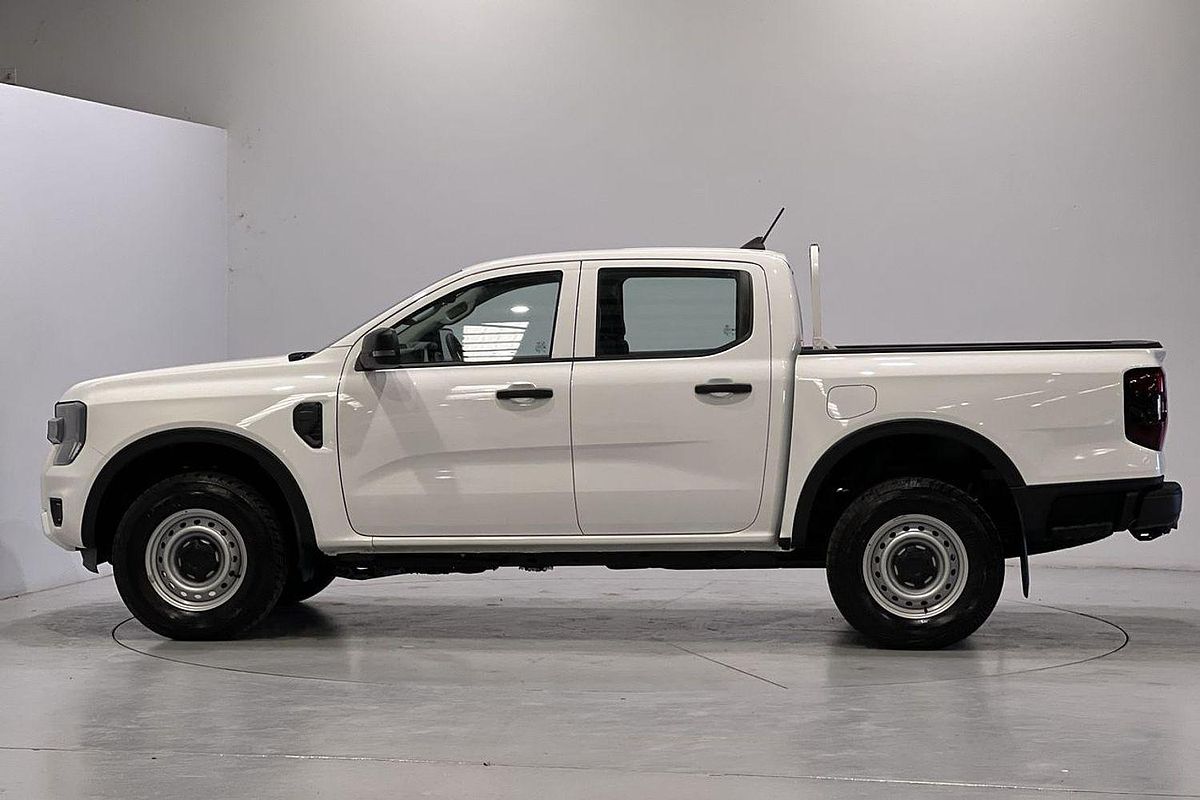 2024 Ford Ranger XL 4X4 2.0L