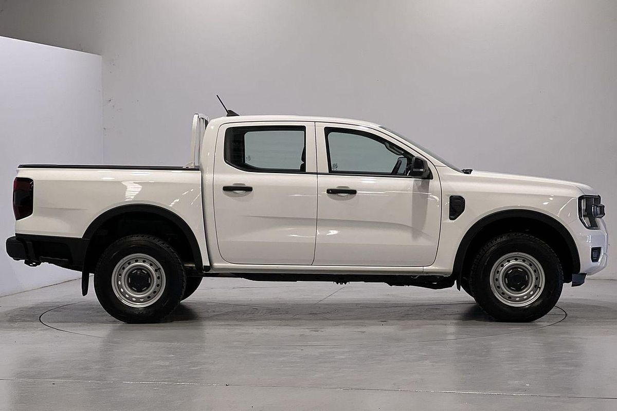 2024 Ford Ranger XL 4X4 2.0L