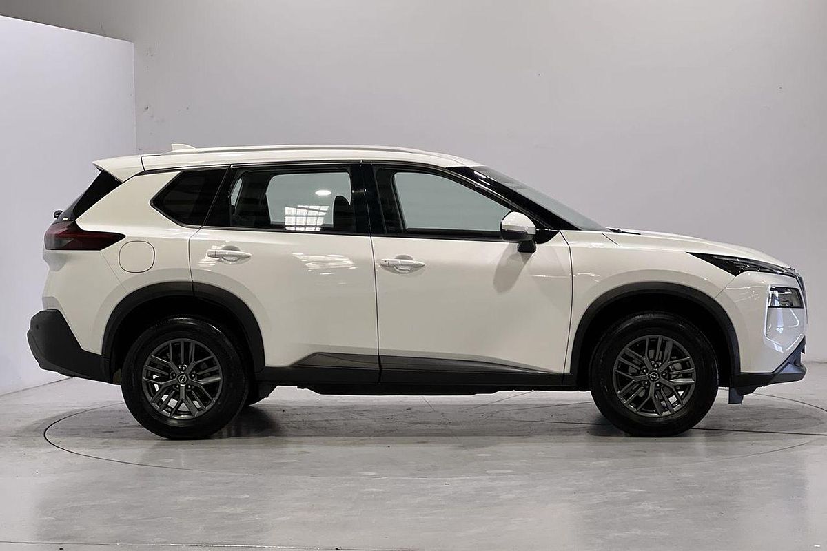 2023 Nissan X-TRAIL ST T33