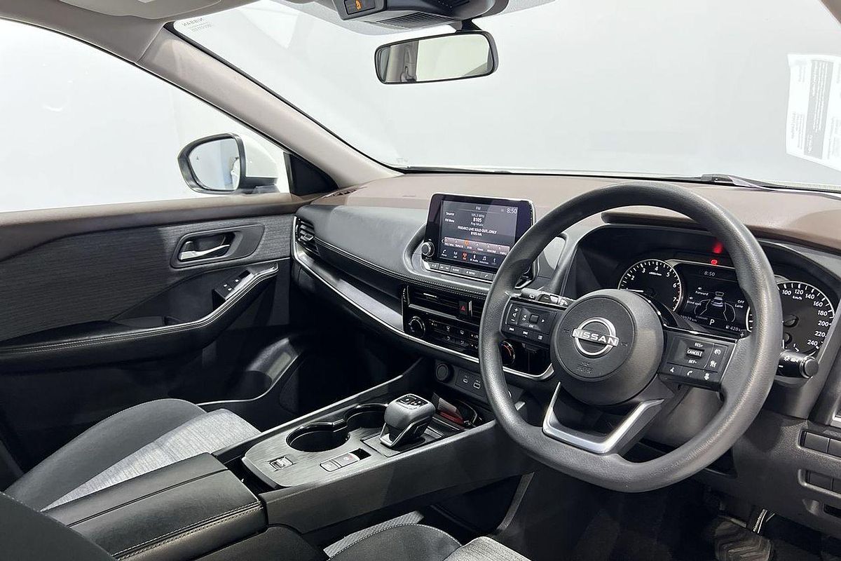 2023 Nissan X-TRAIL ST T33