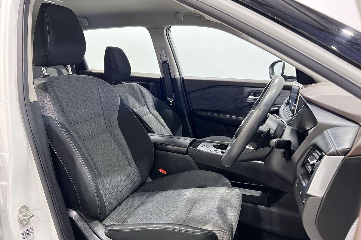 2023 Nissan X-TRAIL ST T33