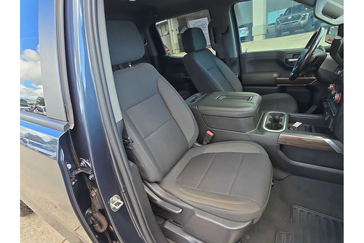 2021 Chevrolet Silverado RST