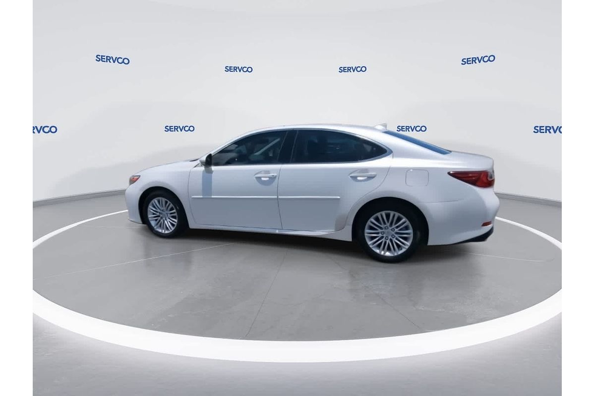 2017 Lexus ES