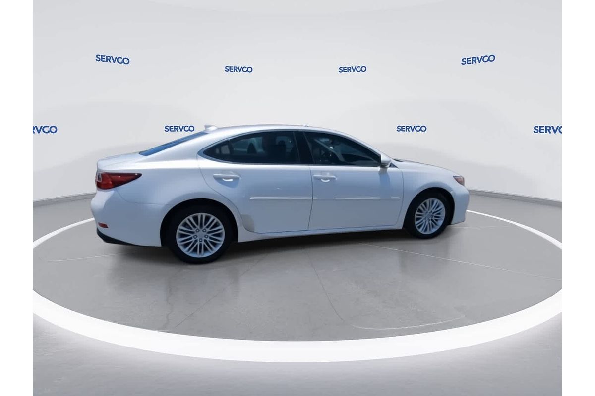 2017 Lexus ES