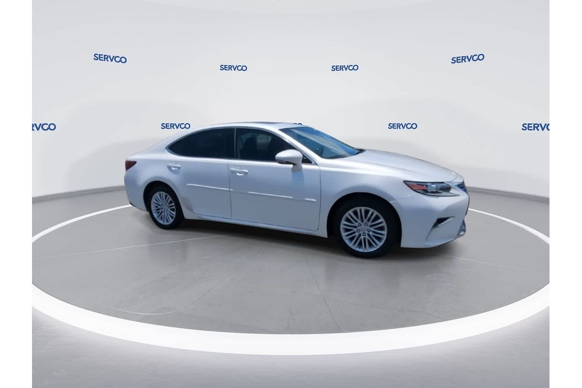 2017 Lexus ES