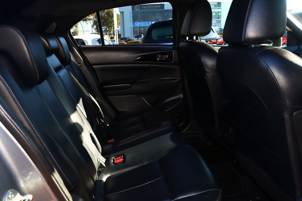 2023 Mitsubishi Eclipse Cross Exceed YB