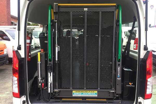 2020 Toyota Hiace COMMUTER (12 SEATS) GDH322R