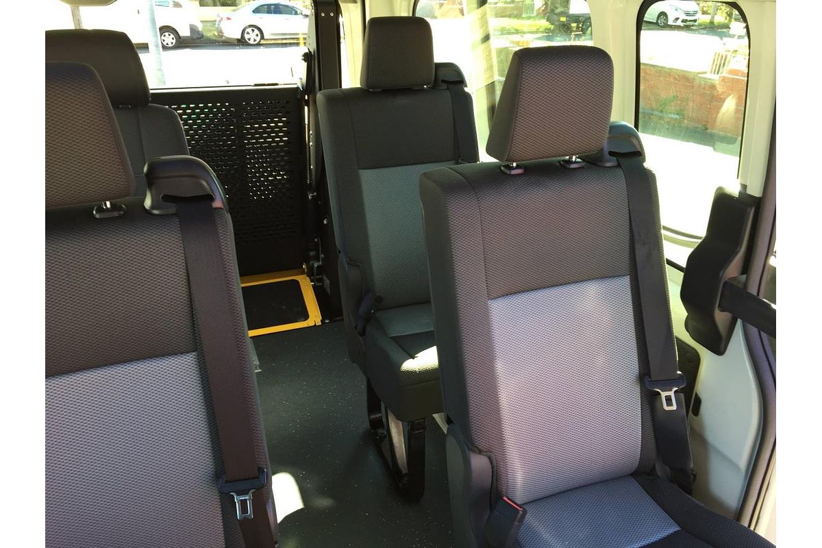 2021 Toyota Hiace SLWB COMMUTER (12 SEATS) GDH322R