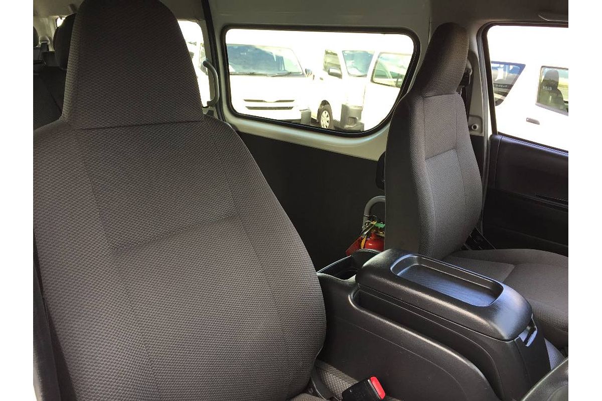 2017 Toyota Hiace COMMUTER KDH223R MY16