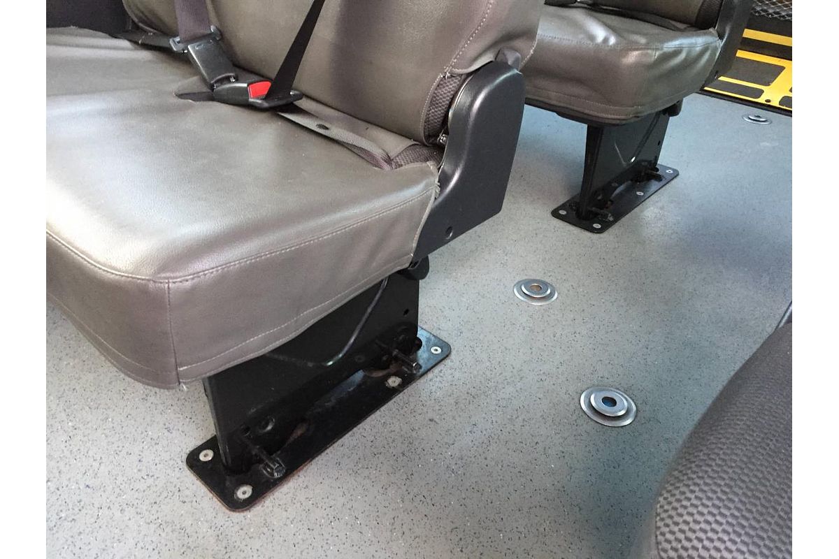 2017 Toyota Hiace COMMUTER KDH223R MY16