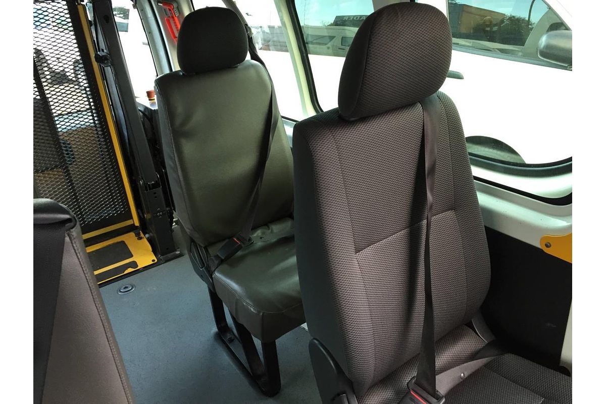 2017 Toyota Hiace COMMUTER KDH223R MY16