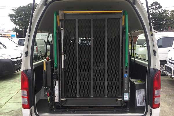 2016 Toyota Hiace COMMUTER KDH223R MY16