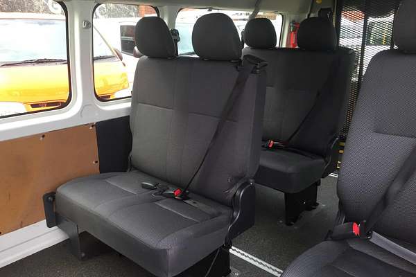 2016 Toyota Hiace COMMUTER KDH223R MY16