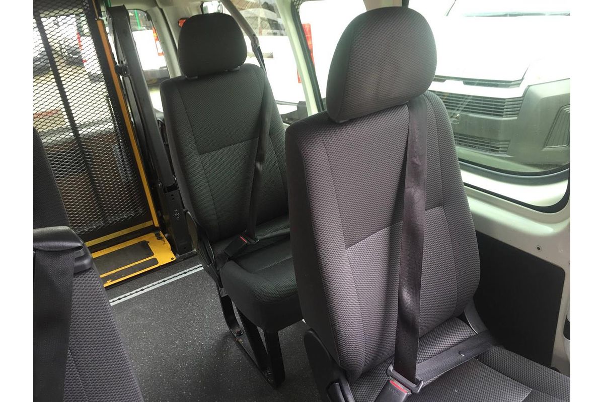 2016 Toyota Hiace COMMUTER KDH223R MY16