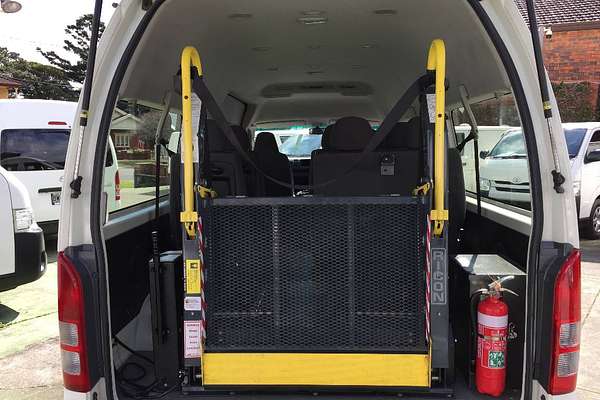 2016 Toyota Hiace COMMUTER KDH223R MY16