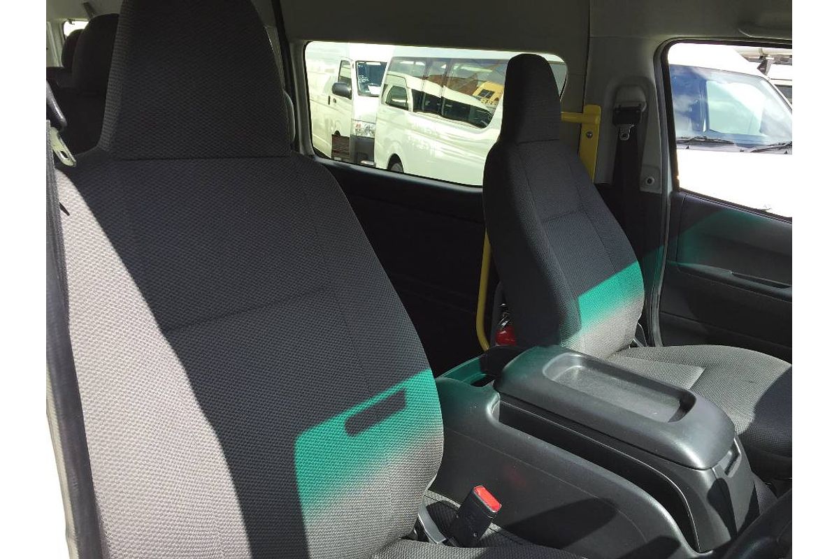 2016 Toyota Hiace COMMUTER KDH223R MY16
