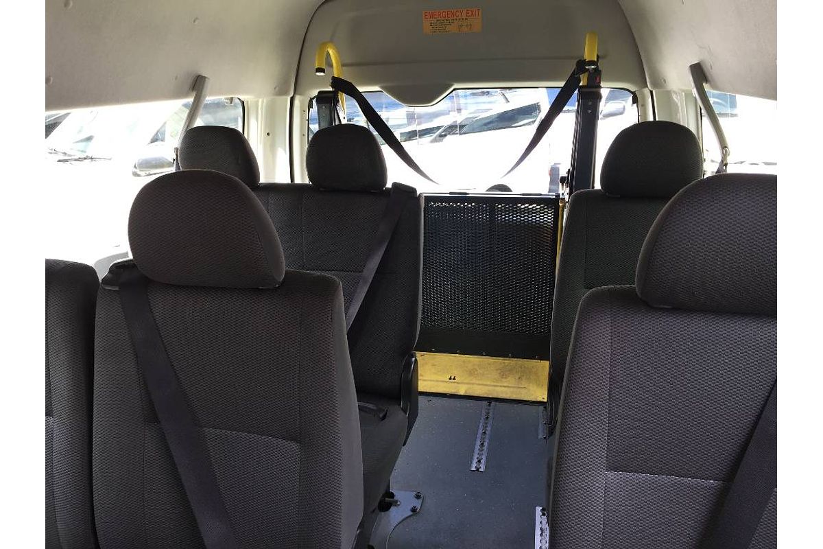 2016 Toyota Hiace COMMUTER KDH223R MY16