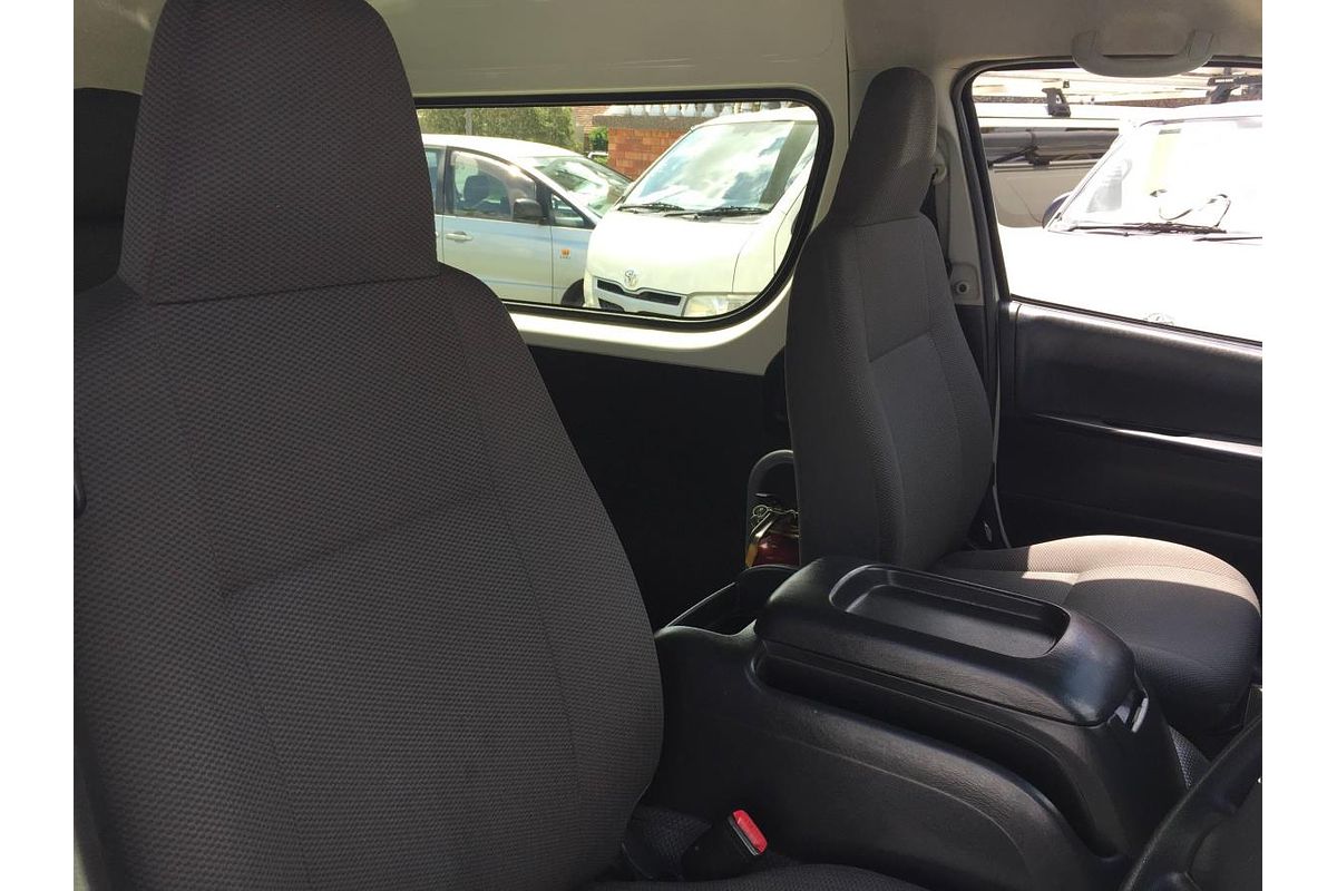 2017 Toyota Hiace COMMUTER KDH223R MY16