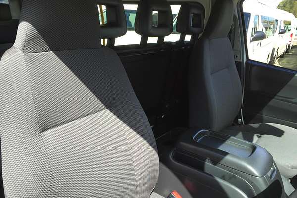 2017 Toyota Hiace COMMUTER KDH223R MY16