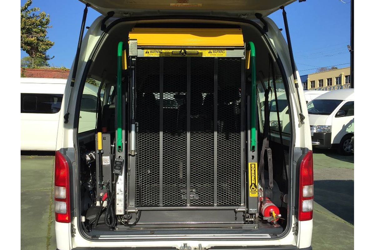 2017 Toyota Hiace COMMUTER TRH223R MY16