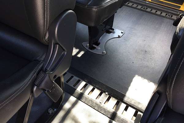 2017 Toyota Hiace COMMUTER TRH223R MY16