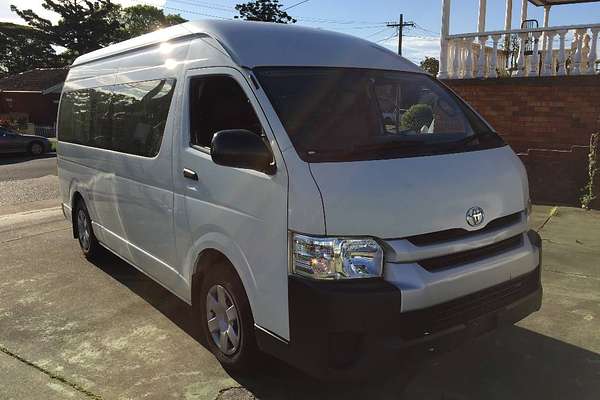 2017 Toyota Hiace COMMUTER TRH223R MY16